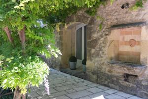 Villas charming provencal house with private pool for 4 people in cheval blanc, luberon. : photos des chambres