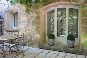 Villas charming provencal house with private pool for 4 people in cheval blanc, luberon. : photos des chambres