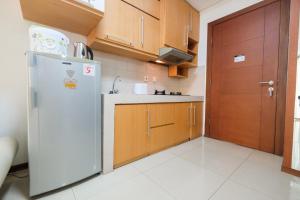 Great Choice and Strategic 1BR Apartment at Thamrin Residence By Travelio
