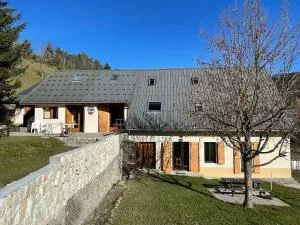 Gîte ROSIDAJEAN - 韦尔科尔地区格雷斯 Gîte ROSIDAJEAN - 韦尔科尔地区格雷斯
