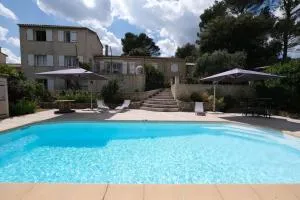 villa with pool and beautiful view in the luberon in pujet sur durance - 10 - Puget