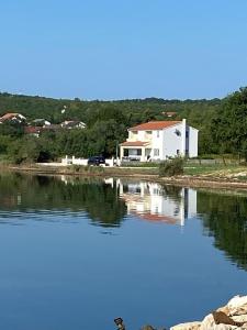 Sveti Duh Apartment Seaview