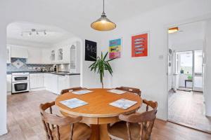 Peaceful Home in Looe with Stunning Views