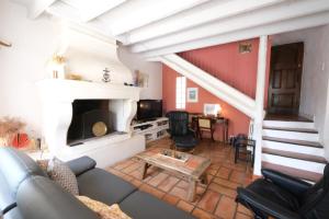 Maisons de vacances pleasant holiday rental with swimming pool, in moules, near arles, between the camargue and the alpilles – 6 people : photos des chambres