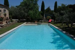 Provençal house, pool, Mouriès, Alpilles, Provence - 6 people