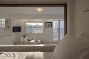 Central Athenian penthouse Acropolis