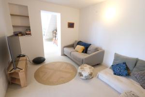 Villas superb villa with private pool, with magnificent view of the luberon, in the heart of provence, 8 persons : photos des chambres