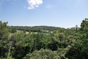 Villas superb villa with private pool, with magnificent view of the luberon, in the heart of provence, 8 persons : photos des chambres