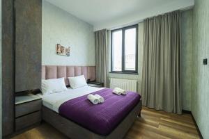 Modern Apartment Overlooking Tbilisi