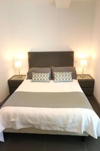 Maison basque moderne avec piscine chauffée et vue