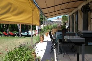 Villas Nice villa with pool in Eyguieres Alpilles 6 people : photos des chambres