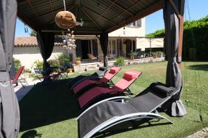 Villas Nice villa with pool in Eyguieres Alpilles 6 people : photos des chambres