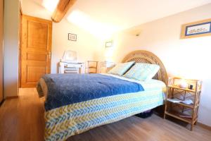 Villas pretty detached villa with private swimming pool, in Aureille, in the alpilles - 8 people : photos des chambres