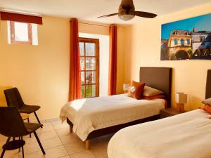 Maisons de vacances 4-Star Tourism Rated Holiday Home with Air Con & Private Heated Pool - 45 Mins from Sarlat : photos des chambres