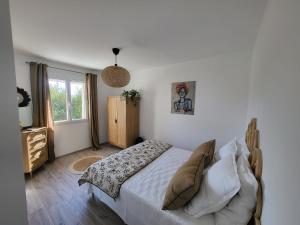 Villas Pleasant detached villa with private swimming pool for 6 people in Lauris - Luberon. : photos des chambres