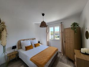 Villas Pleasant detached villa with private swimming pool for 6 people in Lauris - Luberon. : photos des chambres