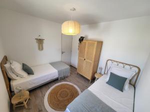 Villas Pleasant detached villa with private swimming pool for 6 people in Lauris - Luberon. : photos des chambres