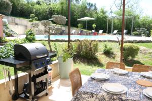Air-conditioned villa with heated pool, Luberon, in Puget - 10 people