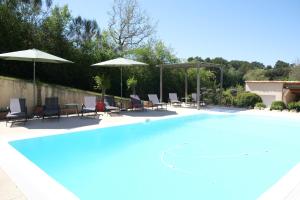 Air-conditioned villa with heated pool, Luberon, in Puget - 10 people