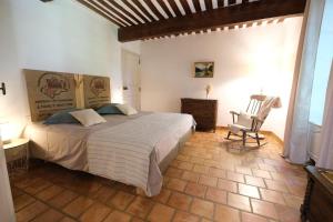 Villas Provencal Farm with swimming pool near Isle sur la Sorgue - 10 people. : photos des chambres