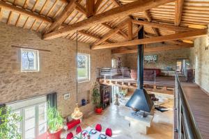 Provencal farm with heated pool in Lamanon near Aix en Provence - 12 people