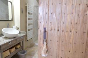 Villas Provencal farm with heated pool in Lamanon near Aix en Provence - 12 people : photos des chambres