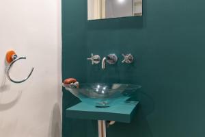 For You Rentals Apartamento Amplio y Elegante en Paseo de la Habana Temporal PDH520