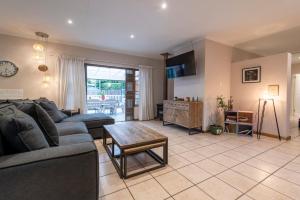 3 bedroom villa with pool