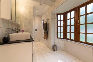 3 bedroom villa with pool