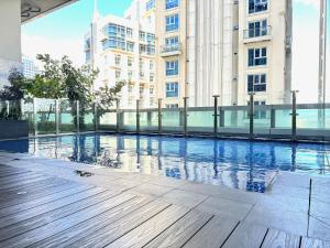 Eastwood Global Plaza Luxury 1Bed Room with 2 Toilets and Laundry Room