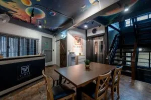 Vibes Hostel Bangkok - Makkaszan
