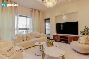 Higuests - Luxurious 2BR Haven in Iconic Palm Jumeirah