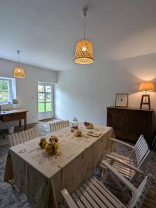 B&B / Chambres d'hotes La Maison Cornon : photos des chambres