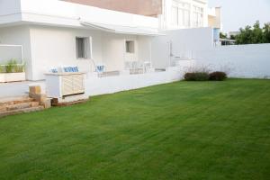 RESIDENCE BLANCO GARDEN 2 a 100 MT a piedi dalla spiaggia di POSTO VECCHIO, MARINA DI PESCOLUSE