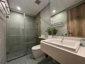 Homestay Haven Park H2 Ecopark view bể bơi