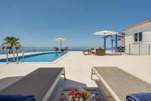 Villa Hemera ocean view private heated pool
