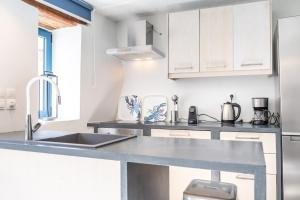 Armenous Green Dias Mansion