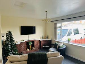 2 Bedroom Home Sleeps 4 Ideal for Long Stays and Business Trips