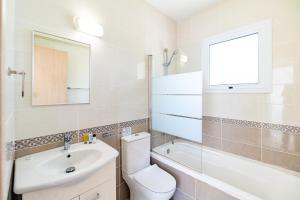 Villa Nissini by Ezoria Villas