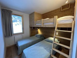 Chalet 4 pers, skis aux pieds, Laitelet, Méribel - FR-1-355-207