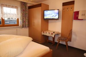 Ferienwohnung im Zentrum von Kappl Paznauntal PAZN100 by FeWo-PLAN