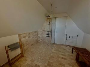 La Pommeraie, maison avec très grand jardin