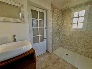 La Pommeraie, maison avec très grand jardin