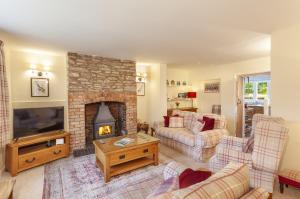 Lower Spire Cottages sleeps 11