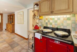 Lower Spire Cottages sleeps 11