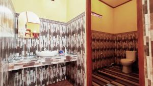 Phòng Giường Đôi Có Ban Công (Double Room with Balcony)