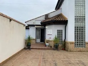 Apartamentos turísticos ilusiones - Almadén de la Plata