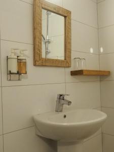 Deluxe Double Room with Shower room in Little River Guest House