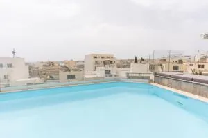 Large apartment with pool - Taʼ Ġokondu