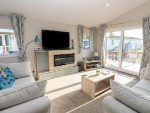 Brocklebank Lodge, 35